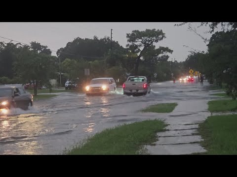 Proposed Florida bill could fine drivers for creating wakes by speeding on flooded roads